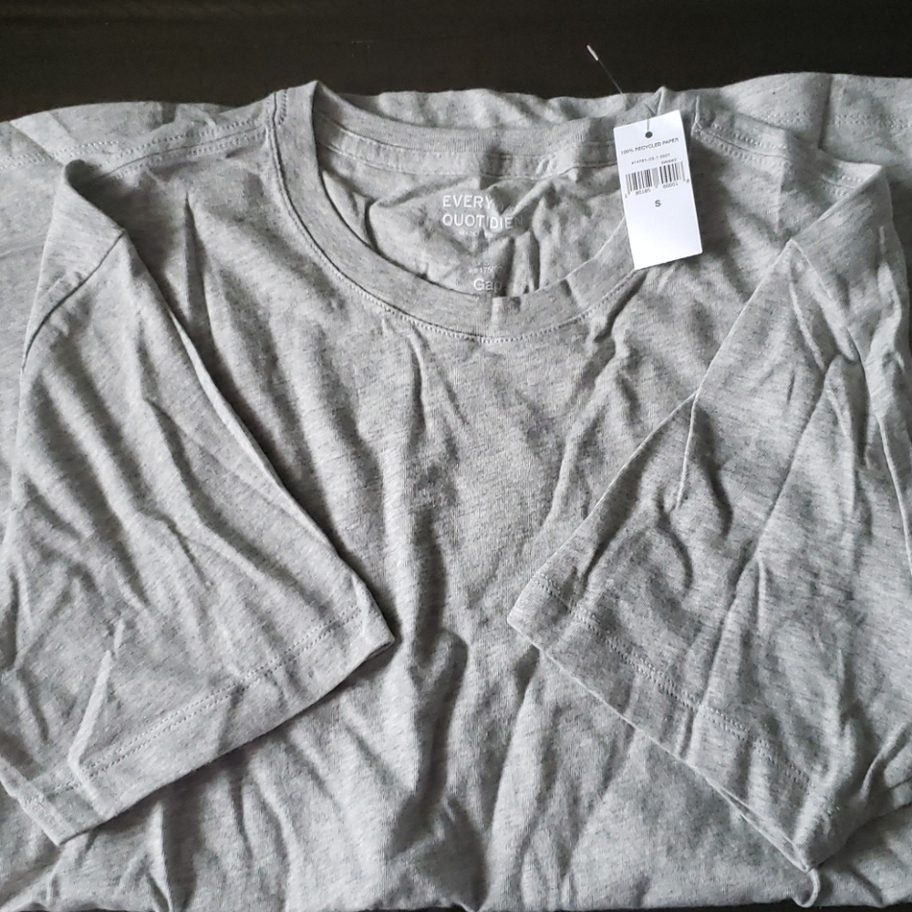 Gap mens everyday short sleeve T shirt